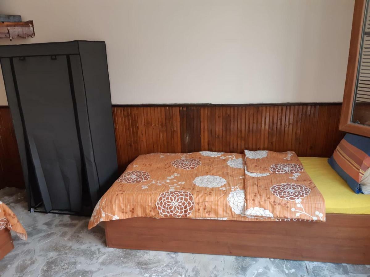 Byala Kista Apart Isperikh Esterno foto
